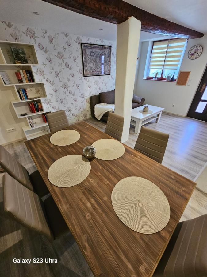 Ferienwohnung ,,Hinter Der Mauer" 希尔德堡豪森 外观 照片