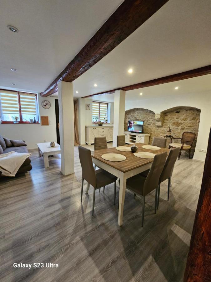 Ferienwohnung ,,Hinter Der Mauer" 希尔德堡豪森 外观 照片